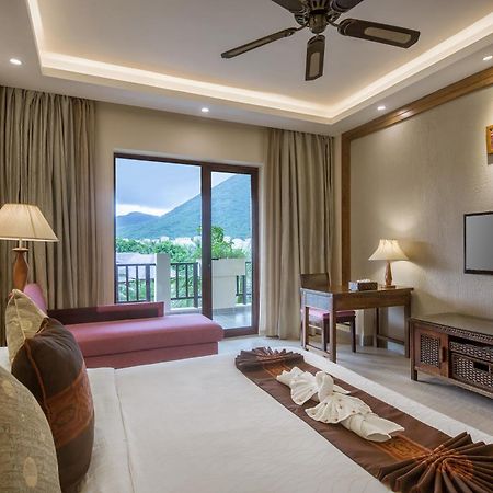 Sanya Yalong Bay Villas & Spa Екстериор снимка