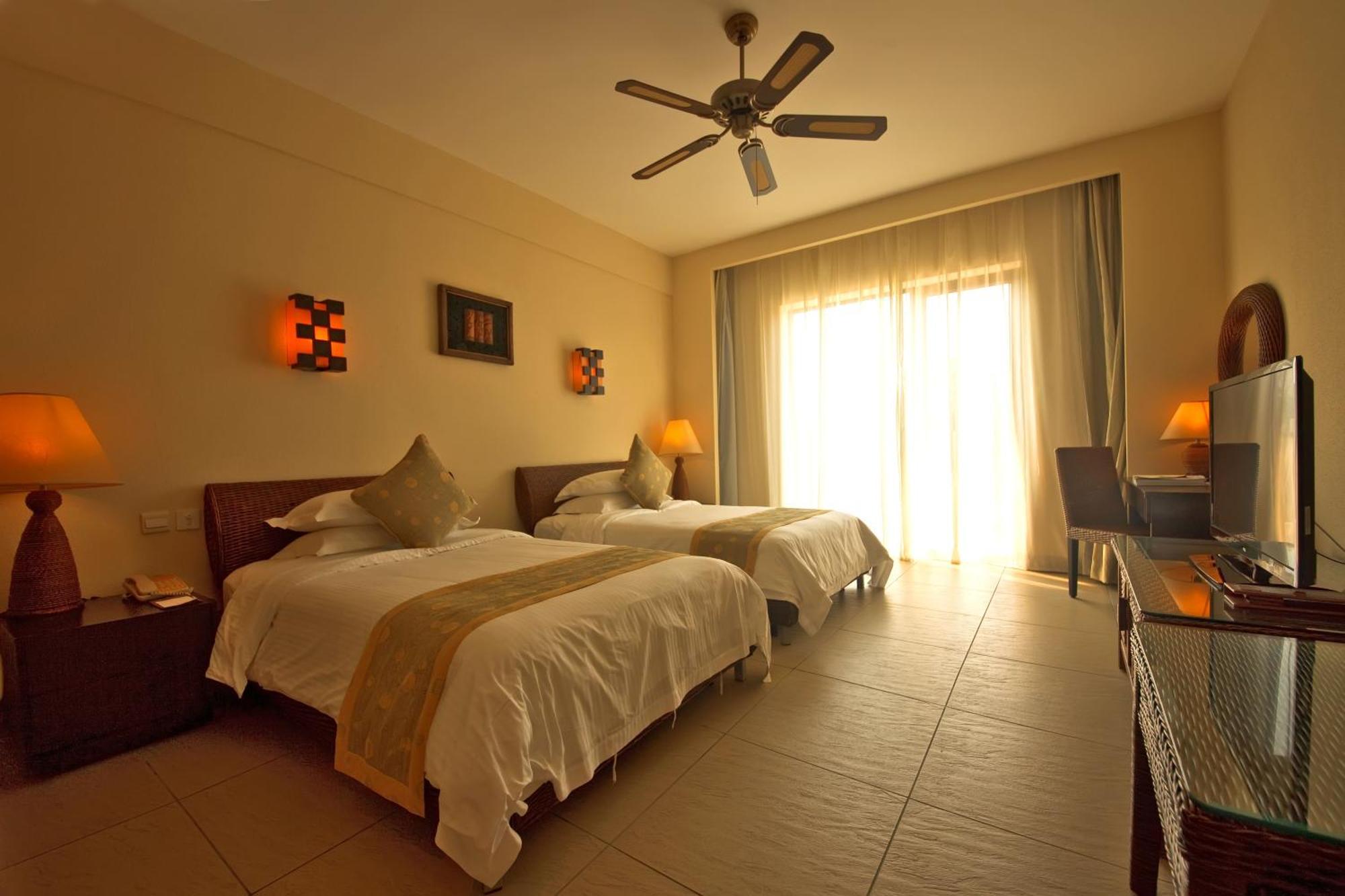 Sanya Yalong Bay Villas & Spa Екстериор снимка